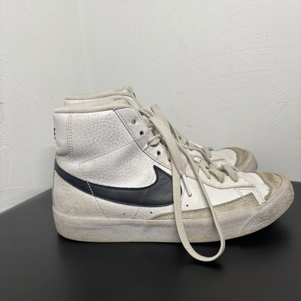 Nike Blazer Mid '77‎ Vintage GS White Black Youth 5.5 Women's 6.5 DA4086-100